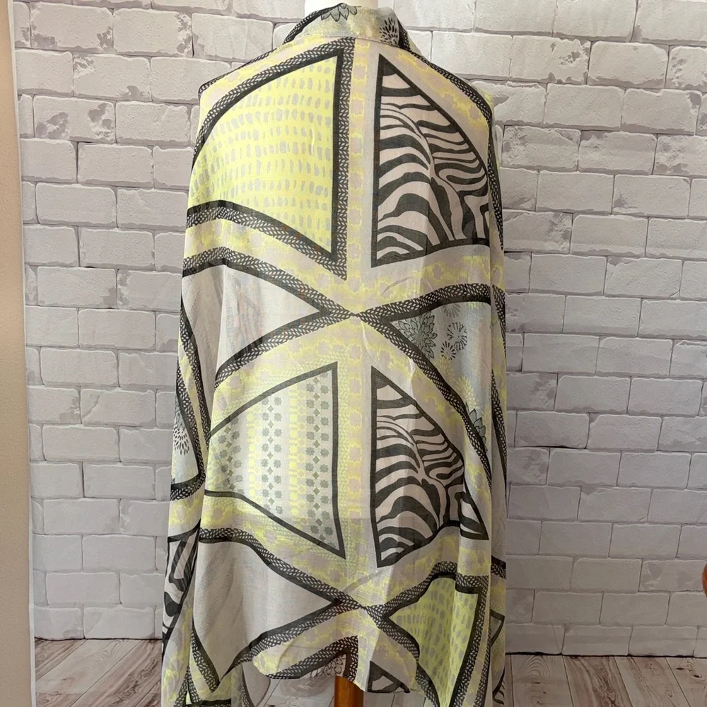 Pieces Green, Yellow, and Black Abstract Pattern Scarf